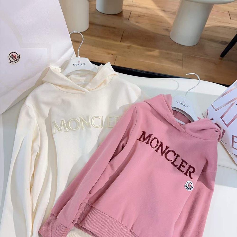 Шорты Moncler
