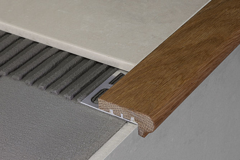 Профили для защиты ступеней Profilpas Серфикс Простеп Вуд SWA PROSTEP WOOD SWA/10