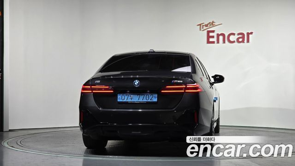 BMW i5 M60 xDrive — 2024