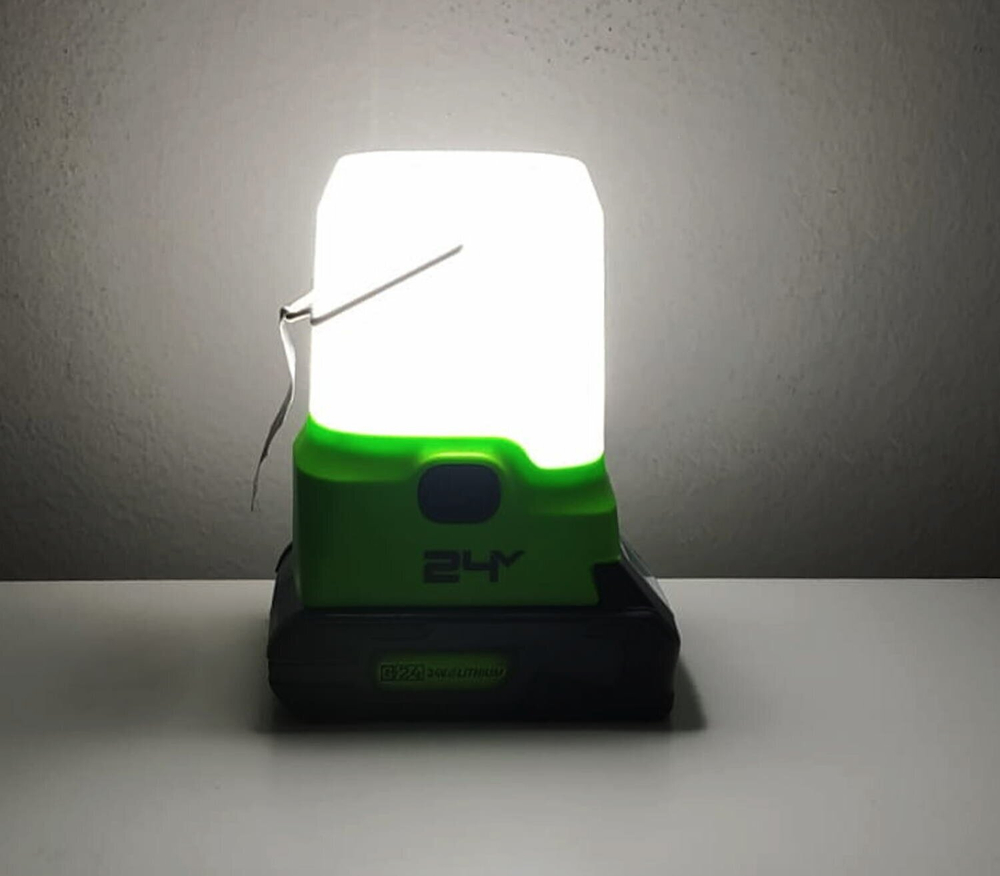 Фонарь аккум. GREENWORKS G24LA500 24В,500/300/100лм,два USB порта,без АКБ и ЗУ (3501007)