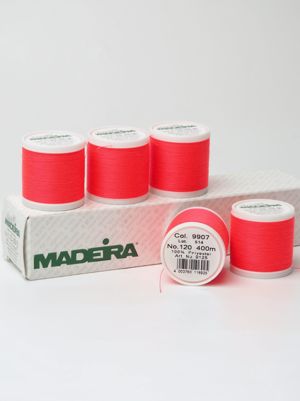 Нитки швейные Madeira aerofil № 120 Col. 9907 розово-красный