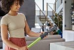 Пылесос беспроводной вертикальный аккумуляторный Greenworks 24В GD24SVK4D, Арт.4701107UB с АКБ 4 А*ч и ЗУ
