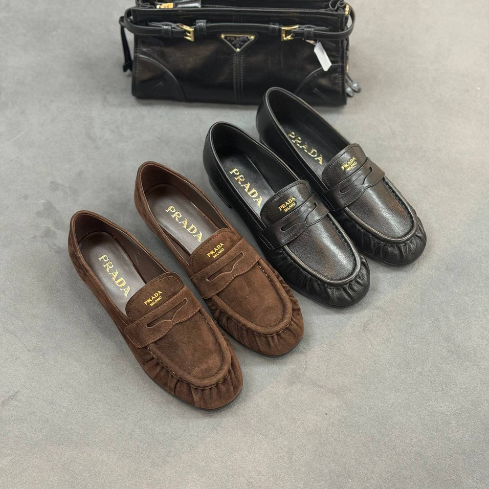 Лоферы Prada