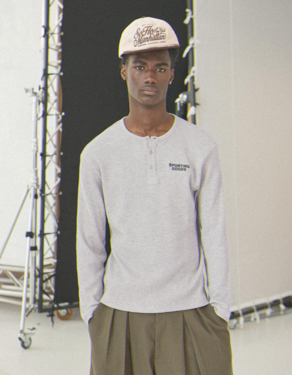 Мужской лонгслив-хенли с принтом, арт. 3692/443 - BERSHKA