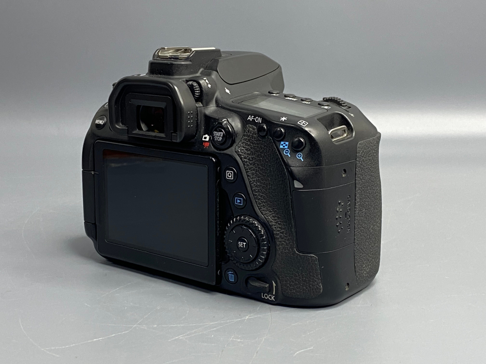 Canon EOS 80D Body 49.000 Кадров