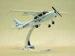 Модель самолета Cessna 172S (М1:32)
