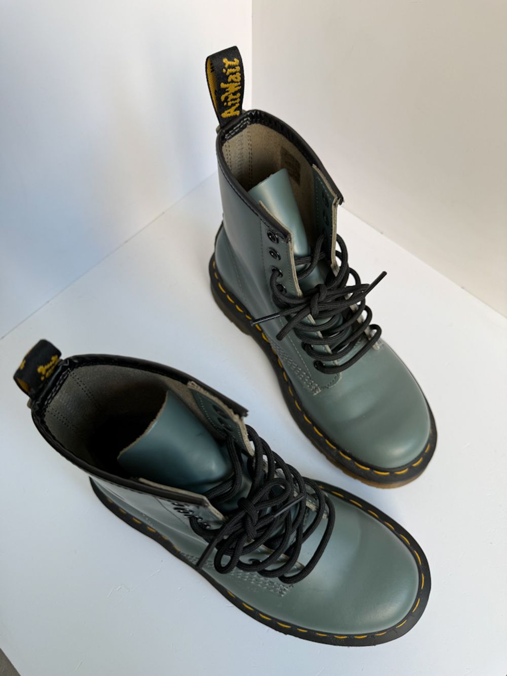 Новые ботинки кожаные Dr.Martens, 36