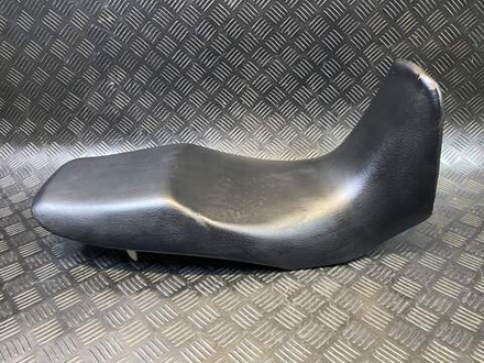 Сиденье Yamaha TDM850 RN03J 053975