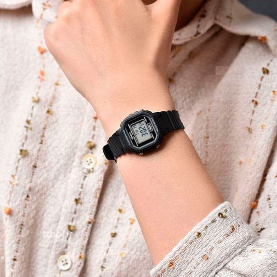 Наручные часы Casio Collection LA-20WH-1A