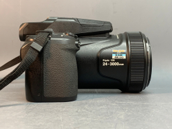 Nikon Coolpix P1000