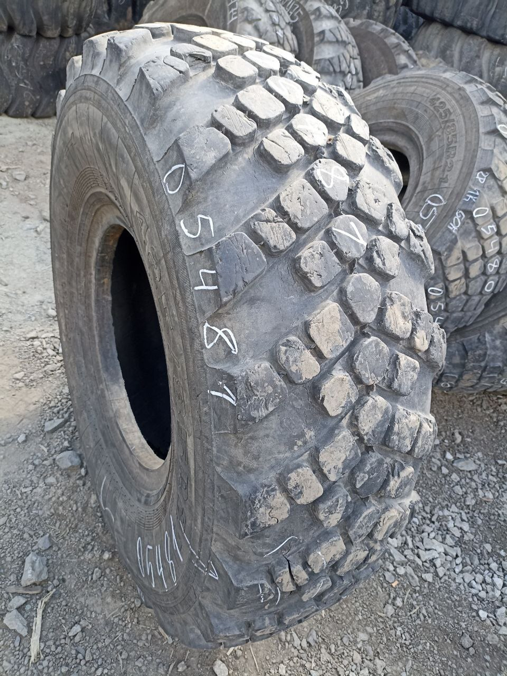 425/85R21 Kama 1260 шина б/у
