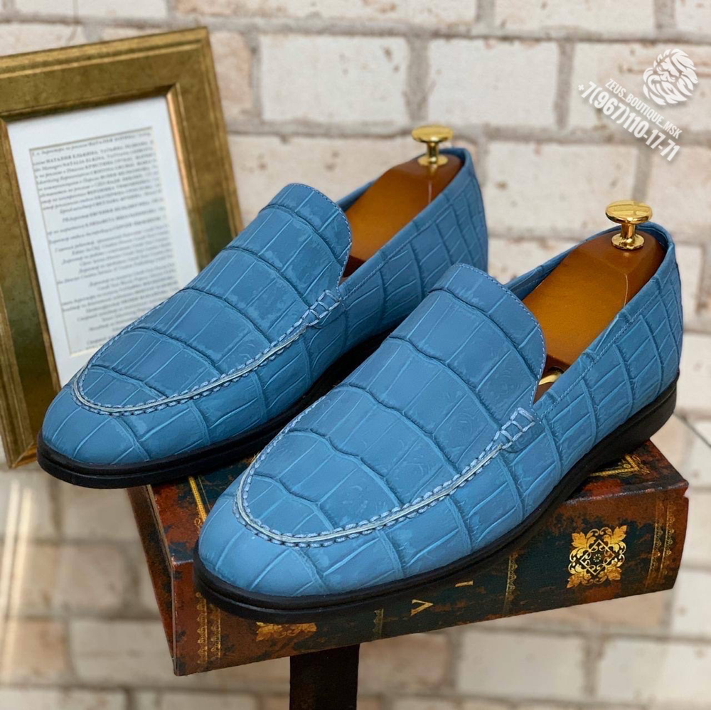Лоферы Loro Piana из кожи крокодила