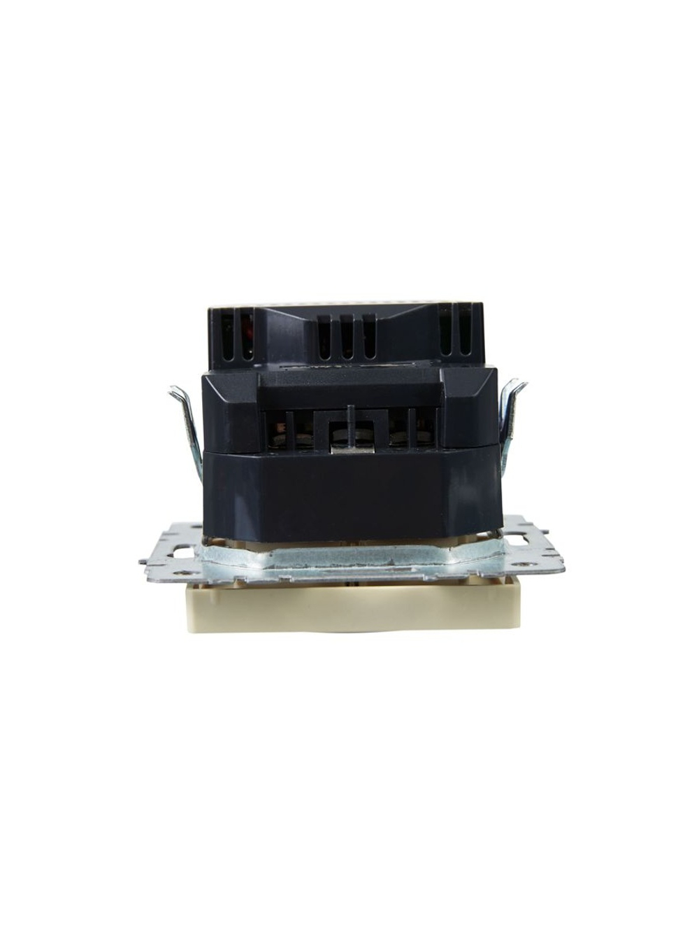 Розетка BRITE РЮш10-1-БрКр 16А с USB A+A 2.1А с заземл. защ. шторки механизм беж. IEK BR-R14-16-U21-D21-K10