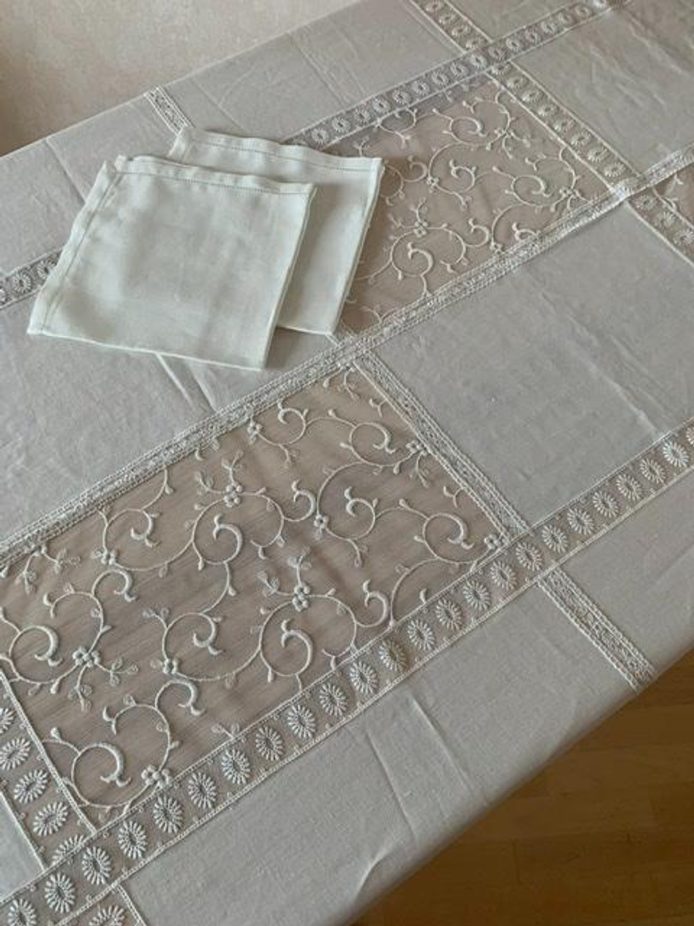 Скатерть 180x300 и 12 салфеток Palombella PM Elite молочные