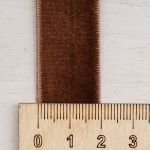Лента бархатная (тесьма) 20.0 мм / 32.9±2 метров, 0081-1901, 208 коричневый