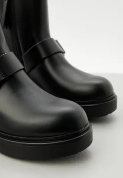 Полусапоги женские ARMANI EXCHANGE CITY