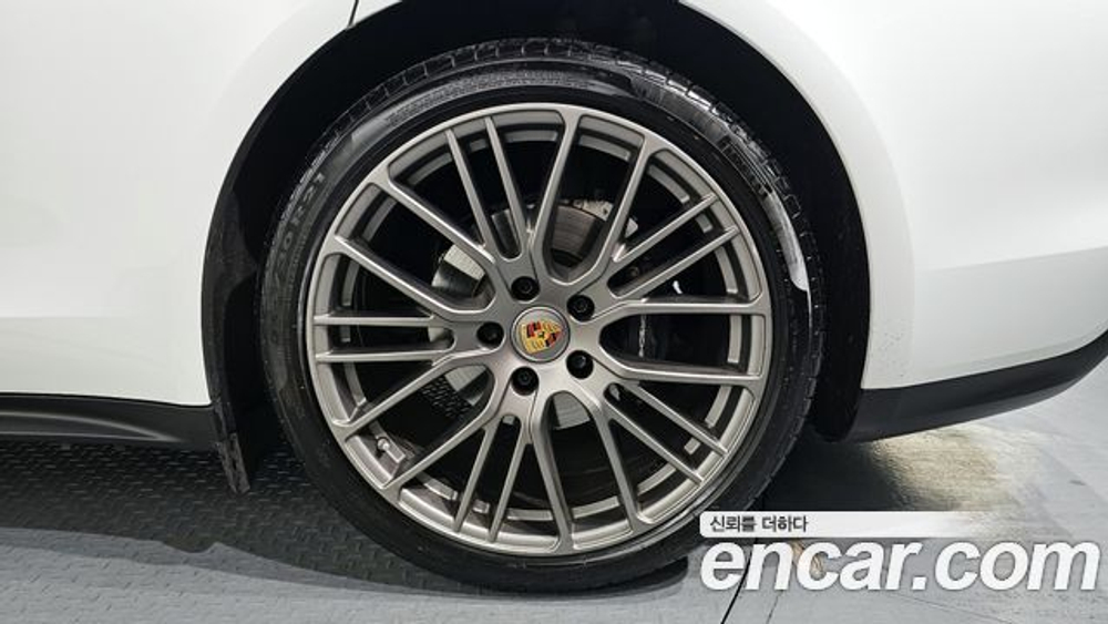 Porsche Panamera 2.9 AWD Platinum Edition — 2023