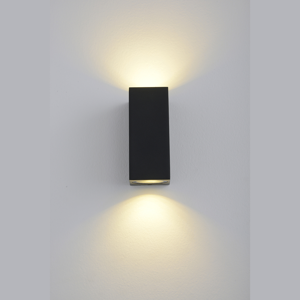 Уличный настенный светильник Crystal Lux CLT 528W2 BL