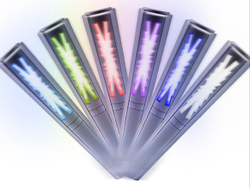 Лайтстик LE SSERAFIM Official Light Stick
