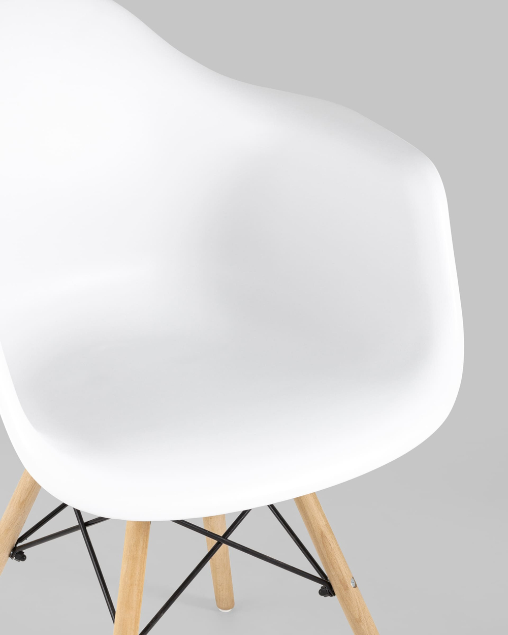 Стул Eames DAW белый