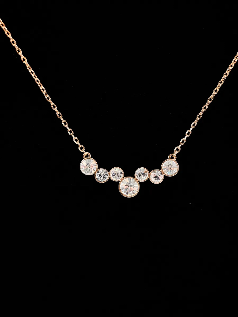 Колье-дуга Эльза с белыми кристаллами Swarovski