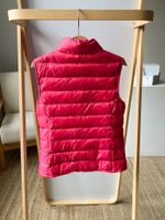 Пуховой жилет Moncler, 128