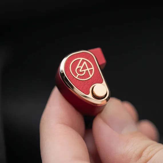 64 Audio U18t