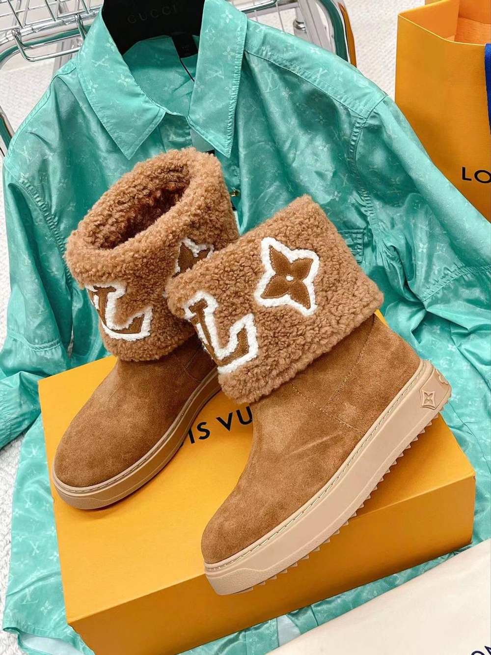 Сапоги Louis Vuitton Snowdrop