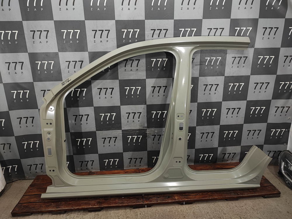 Боковина левая Haval Jolion 21-24 Новая Оригинал 5401202XST01A