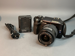 Olympus E-300 kit 14-45mm 3.5-5.6